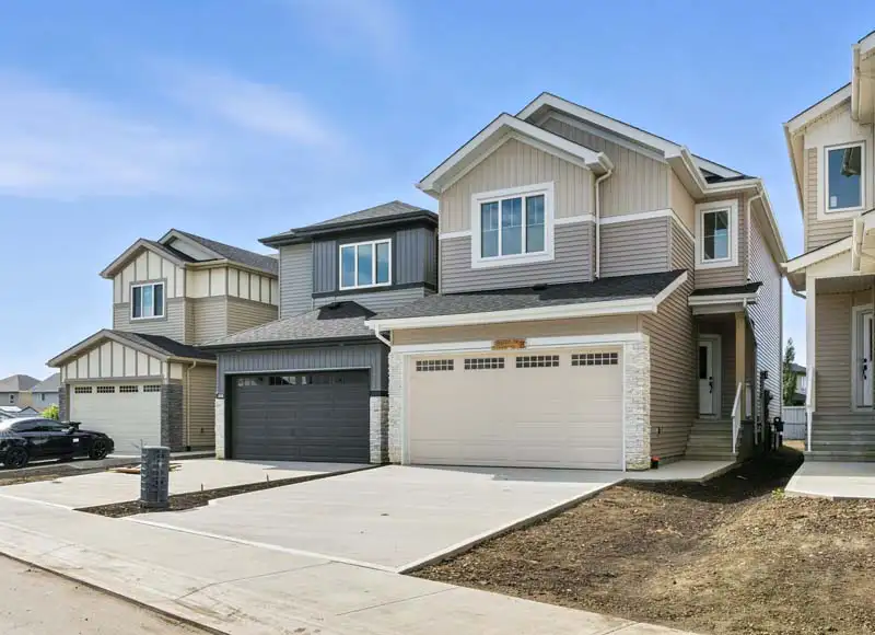 College Woods @ Lakeview