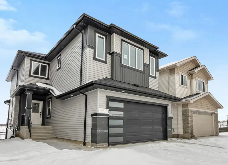 College Woods @ Lakeview