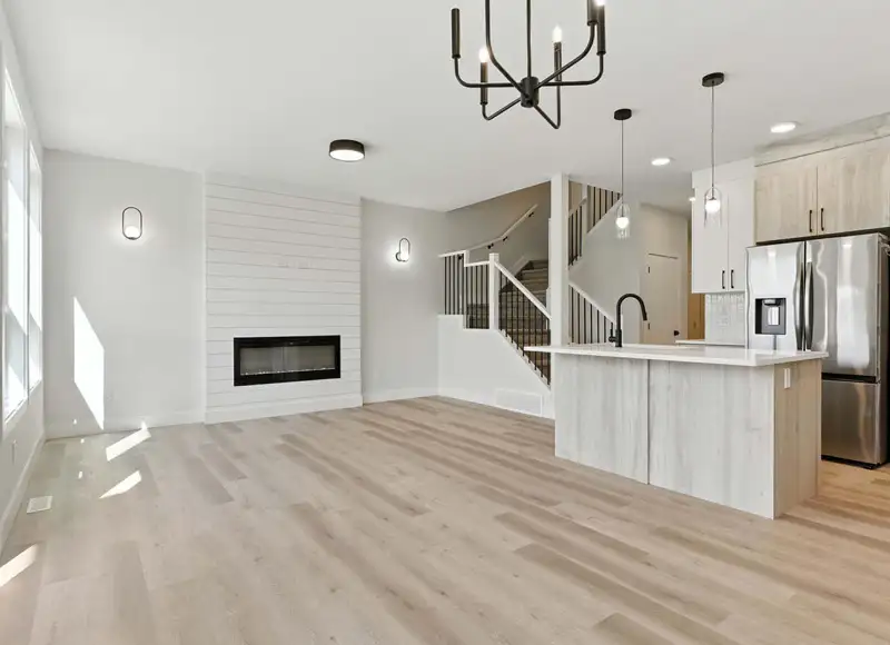 College Woods @ Lakeview