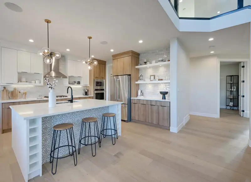 College Woods @ Lakeview